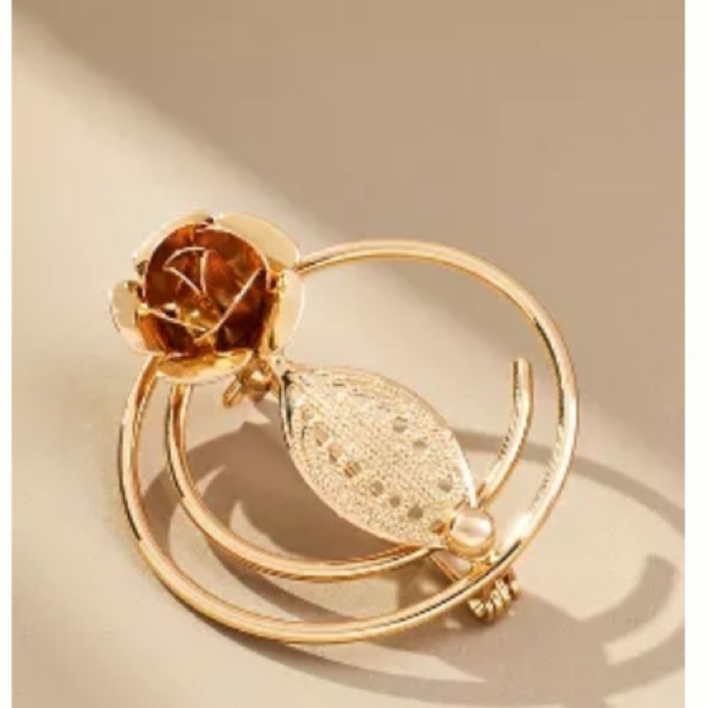 NWT! Anthropologie ROSE VASE BROOCH - Style No. 87753919 - Color: GOLD